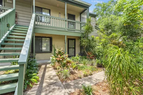 1623 Pelican Cove Rd #122, Sarasota, FL 34231