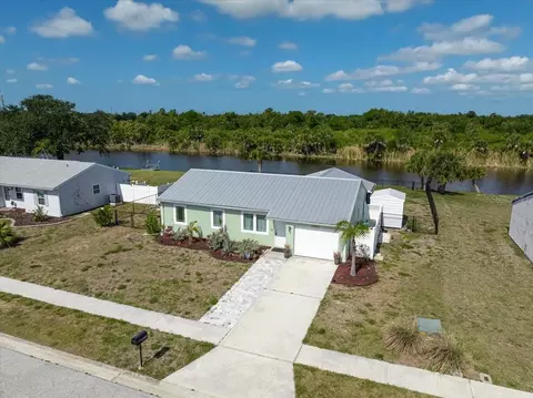 6652 Thorman Rd, Port Charlotte, FL 33981