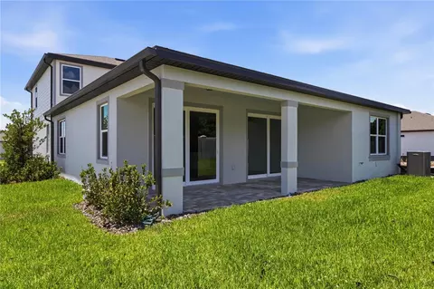 Exterior - 13824 Sunlight Meadow Dr, Riverview, FL 33578 photo 4 of 8