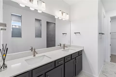 Bath - 13824 Sunlight Meadow Dr, Riverview, FL 33578 photo 1 of 5