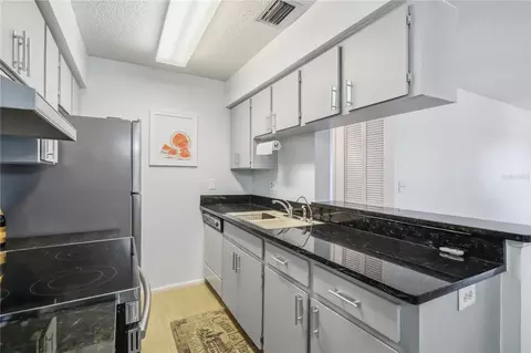 Kitchen - 2715 72nd Street Ct W, Bradenton, FL 34209 photo 1 of 5