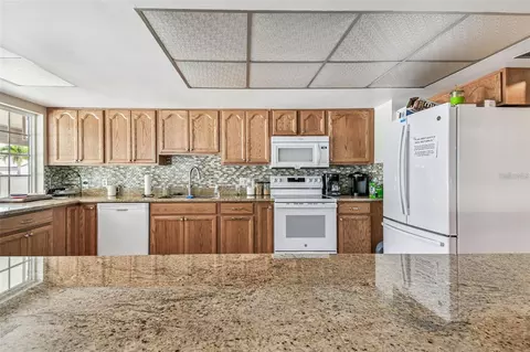 Kitchen - 2715 72nd Street Ct W, Bradenton, FL 34209 photo 5 of 5