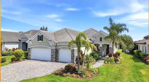 519 Wildlife Gln, Bradenton, FL 34209