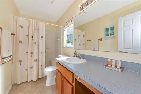 Bath - 11847 Dunster Ln, Parrish, FL 34219 photo 1 of 1
