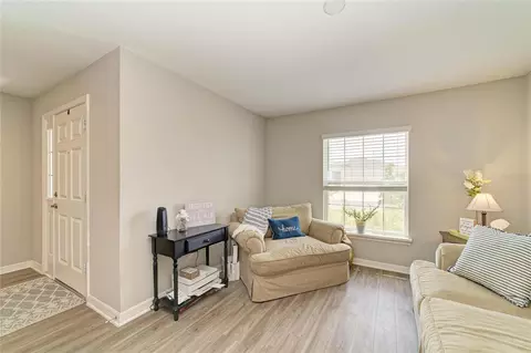 Living - 6704 162nd Pl E, Parrish, FL 34219 photo 2 of 6
