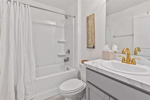 Bath - 10113 Charlotte Dr, Parrish, FL 34219 photo 1 of 2
