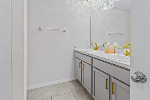 Bath - 10113 Charlotte Dr, Parrish, FL 34219 photo 2 of 2