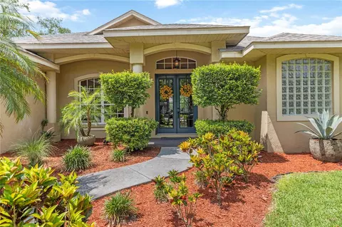 Exterior - 13720 18th Pl E, Bradenton, FL 34212 photo 2 of 13