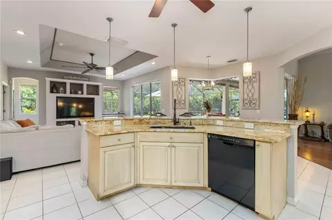 Kitchen - 13720 18th Pl E, Bradenton, FL 34212 photo 4 of 4
