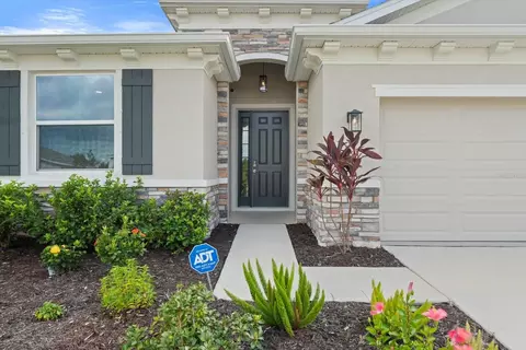 Exterior - 12423 Nantahala Run, Parrish, FL 34219 photo 10 of 13