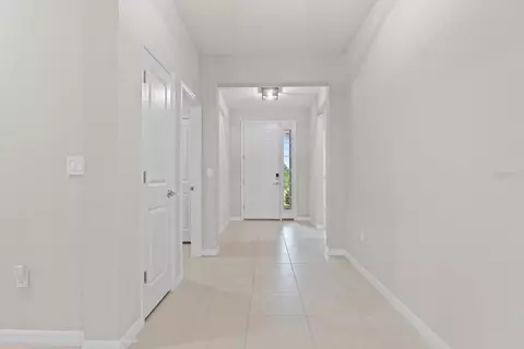Entry Way - 12423 Nantahala Run, Parrish, FL 34219 photo 2 of 5