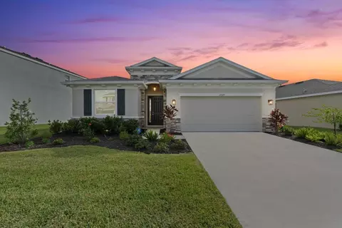 Exterior - 12423 Nantahala Run, Parrish, FL 34219 photo 2 of 13