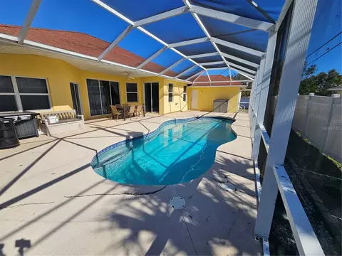Exterior - 779 Nectar Rd, Venice, FL 34293 photo 3 of 4