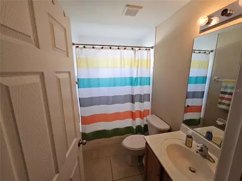 Bath - 779 Nectar Rd, Venice, FL 34293 photo 2 of 4