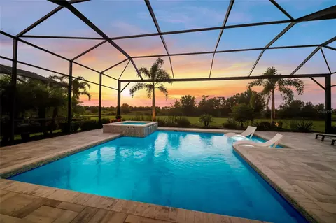 8254 Pavia Way, Lakewood Ranch, FL 34202
