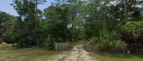 915 Lundy Ln SE, Steinhatchee, FL 32359