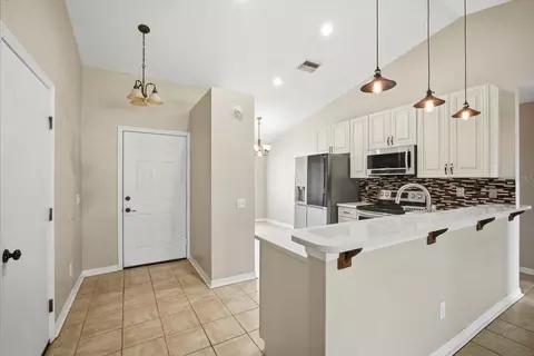Entry Way - 11609 4th Ave E, Bradenton, FL 34212 photo 1 of 2