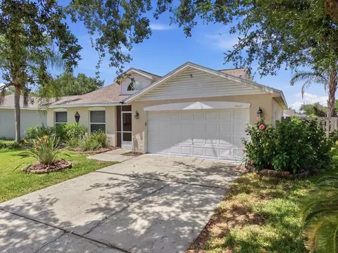 Exterior - 11609 4th Ave E, Bradenton, FL 34212 photo 2 of 7