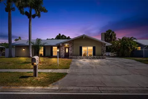 2555 Constitution Blvd, Sarasota, FL 34231