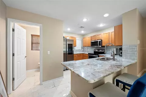 Kitchen - 8825 White Sage Loop, Lakewood Ranch, FL 34202 photo 1 of 5