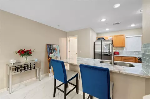 Kitchen - 8825 White Sage Loop, Lakewood Ranch, FL 34202 photo 2 of 5