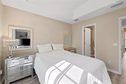 Bedroom - 8825 White Sage Loop, Lakewood Ranch, FL 34202 photo 3 of 6