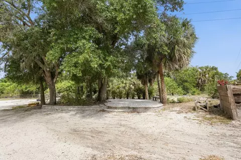 Ranch Road, Nokomis, FL 34275