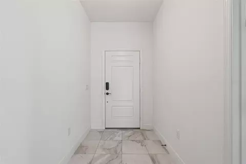 Entry Way - 14632 Barefoot Ln, Parrish, FL 34219 photo 5 of 5