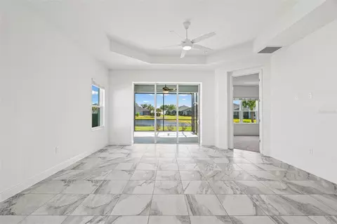 Living - 14632 Barefoot Ln, Parrish, FL 34219 photo 2 of 4