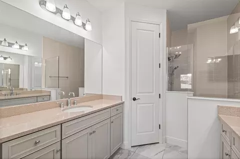 Bath - 14632 Barefoot Ln, Parrish, FL 34219 photo 2 of 2