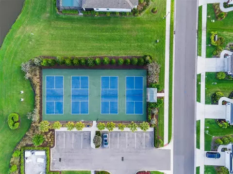 View/Area - 14632 Barefoot Ln, Parrish, FL 34219 photo 13 of 14