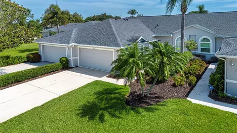 4937 Chase Oaks Dr, Sarasota, FL 34241