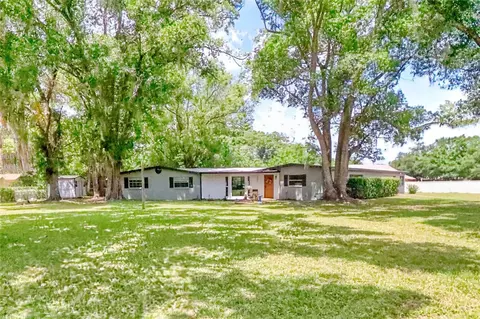 5205 Five Acre Rd, Plant City, FL 33565