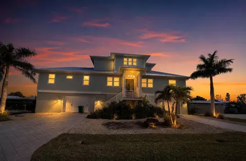 24216 Yacht Club Blvd, Punta Gorda, FL 33955