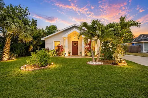 606 19th Ave W, Palmetto, FL 34221