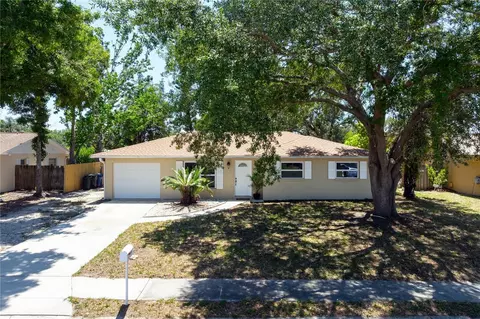 5446 Foxwood Dr, Sarasota, FL 34232