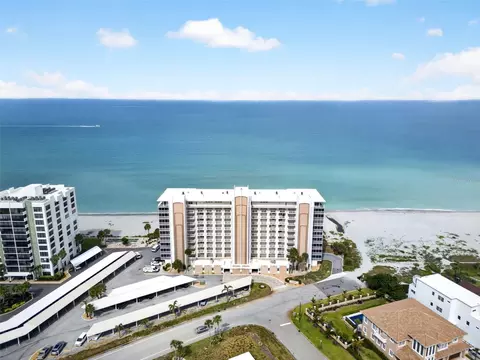 633 Alhambra Rd #205, Venice, FL 34285