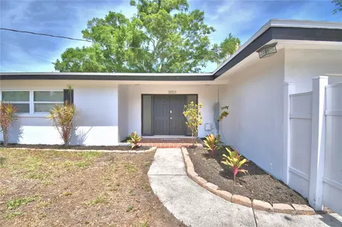 Exterior - 3553 Center Cir, Largo, FL 33774 photo 4 of 13