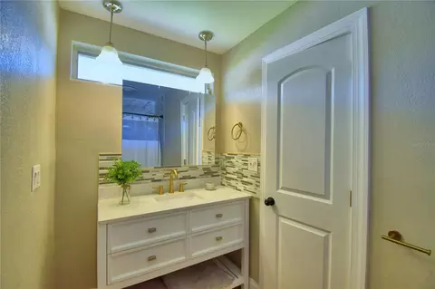 Bath - 3553 Center Cir, Largo, FL 33774 photo 11 of 11