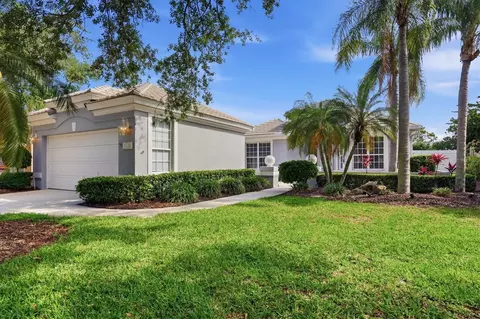 7131 Kensington Ct, University Park, FL 34201