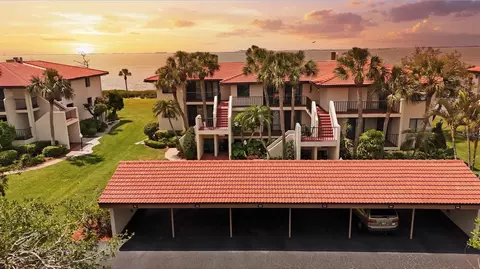 3460 Wild Oak Bay Blvd #143, Bradenton, FL 34210