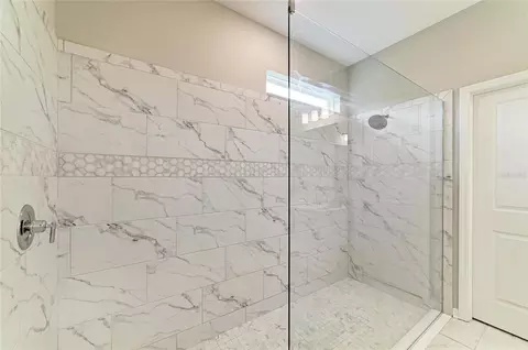 Bath - 4714 Roycroft Ter, Parrish, FL 34219 photo 2 of 3
