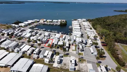 29 Montego Dr, Palmetto, FL 34221