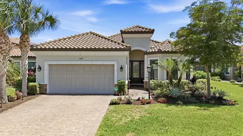 5389 Manchini St, Sarasota, FL 34238