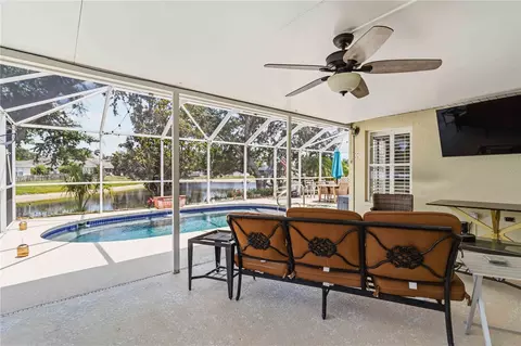 Exterior - 11744 Shirburn Cir, Parrish, FL 34219 photo 7 of 11
