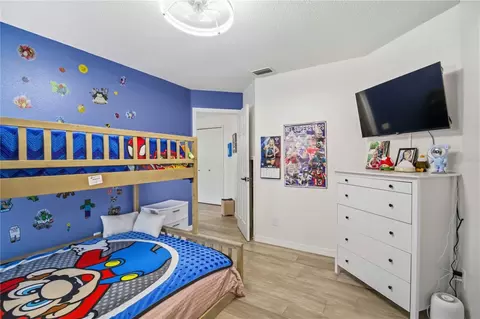 Bedroom - 11744 Shirburn Cir, Parrish, FL 34219 photo 2 of 5