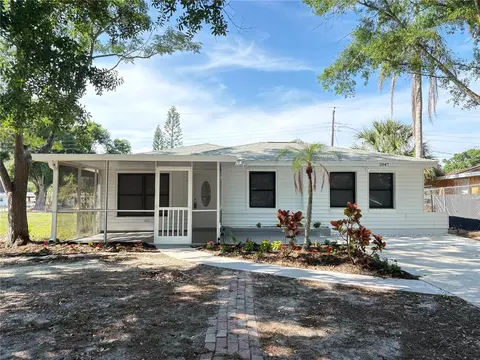 2847 Oak St, Sarasota, FL 34237