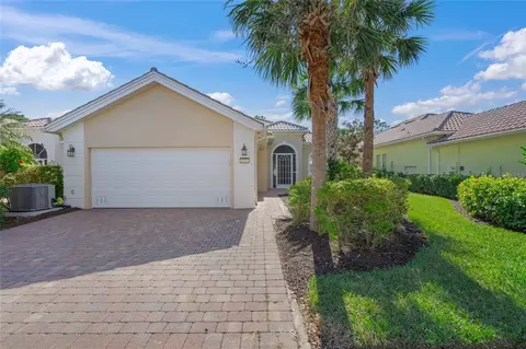 5762 Benevento Dr, Sarasota, FL 34238