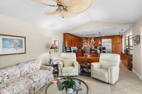 Living - 204 Windward Dr, Osprey, FL 34229 photo 3 of 7