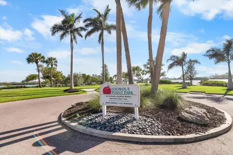 Exterior - 204 Windward Dr, Osprey, FL 34229 photo 15 of 18